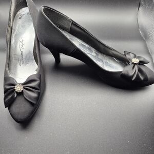 Susan Taylor Black Satin Bow Kitten Heel Pumps with Rhinestone Accent